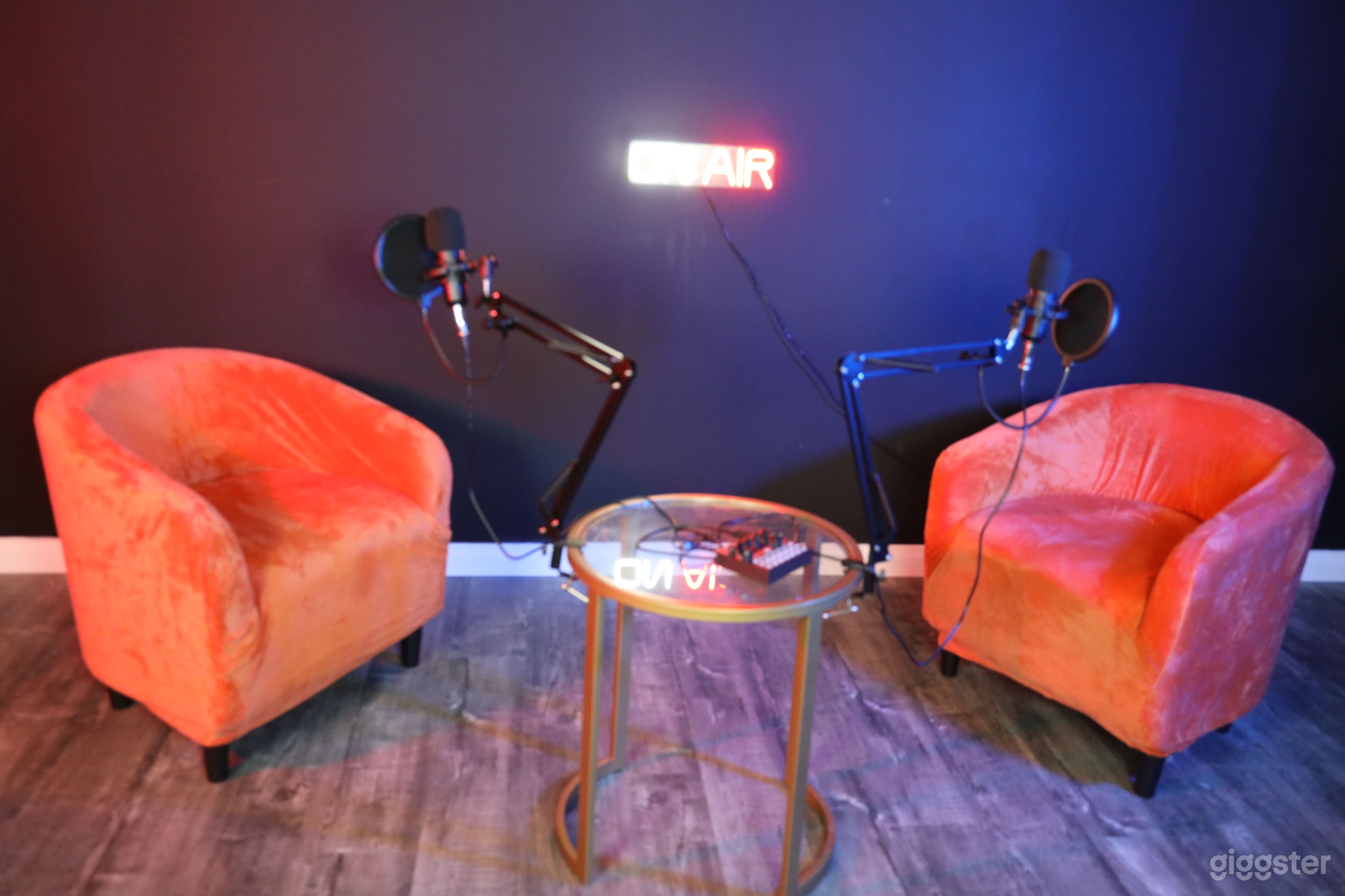 Podcast Studio Near DTLA Photo 4