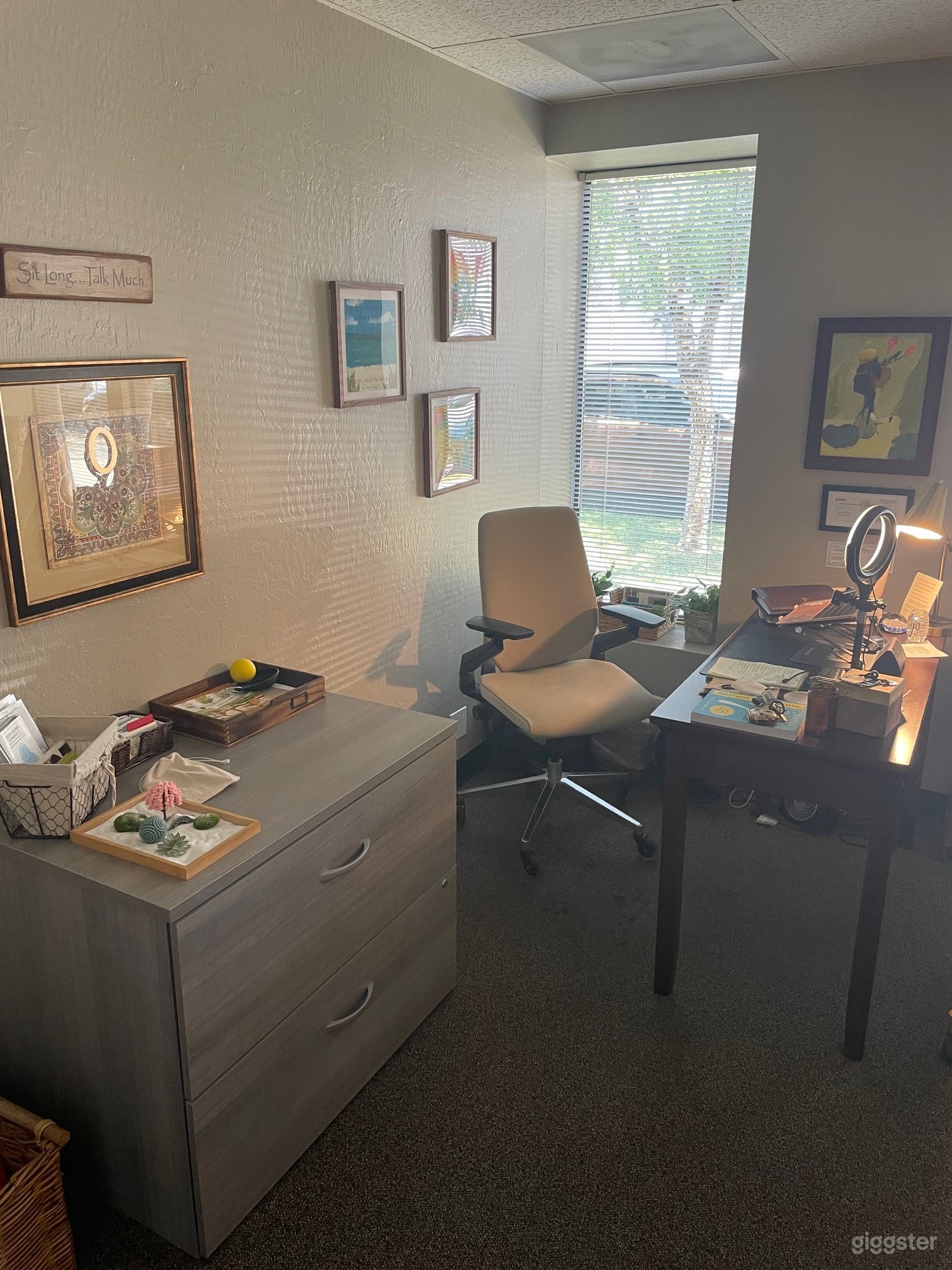 Office space available in the heart of Burbank/Toluca Lake Photo 3