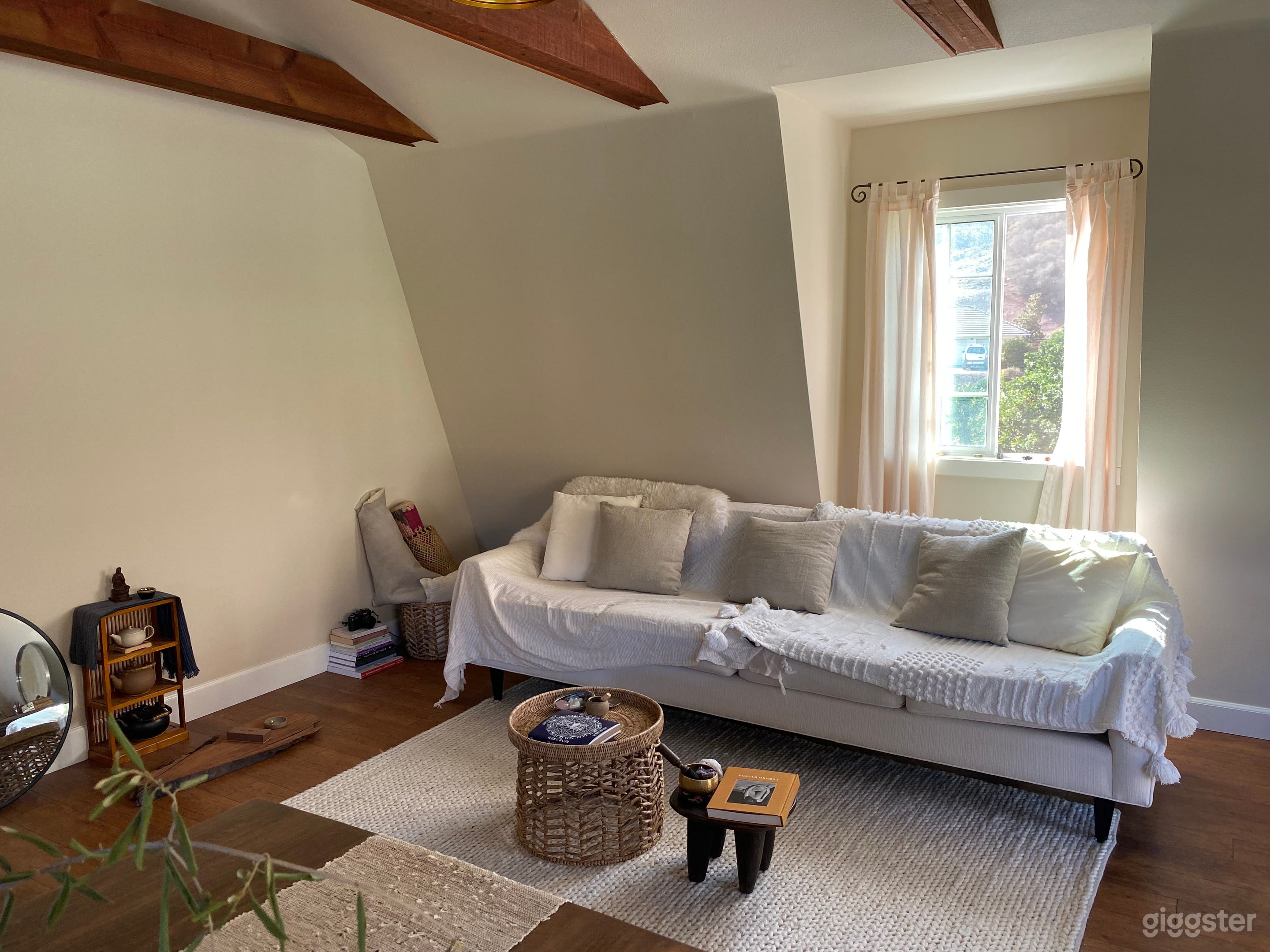 Ojai Casita - Modern Farmhouse Photo 3