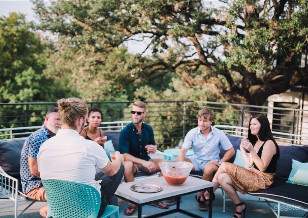 Bright and Sunny Creek View Patio Photo 4