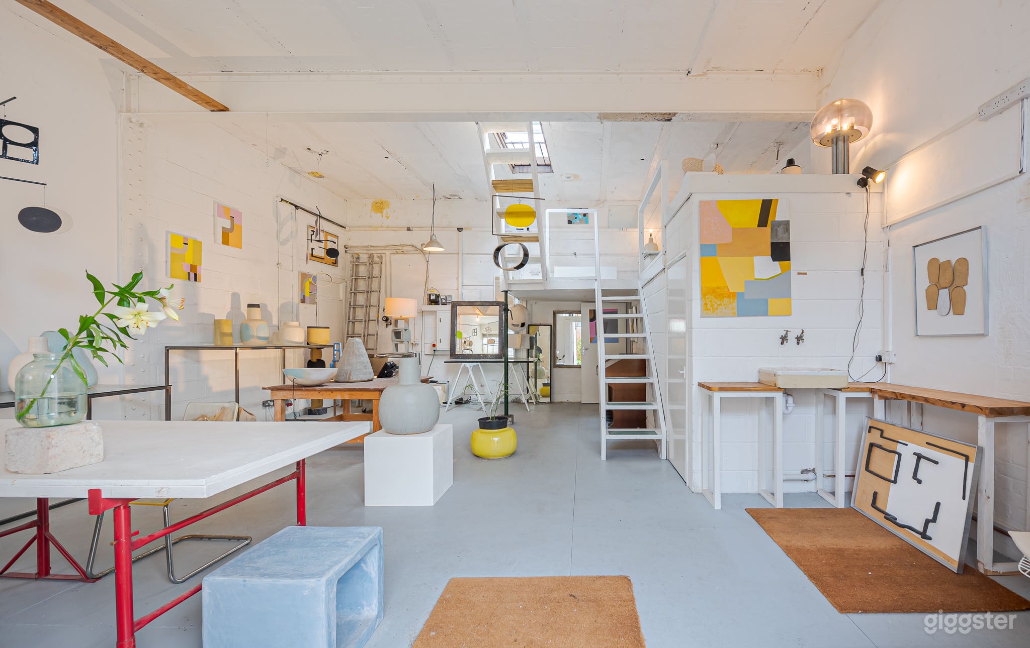 Industrial Artist Studio With Large Rooftop Photo 1