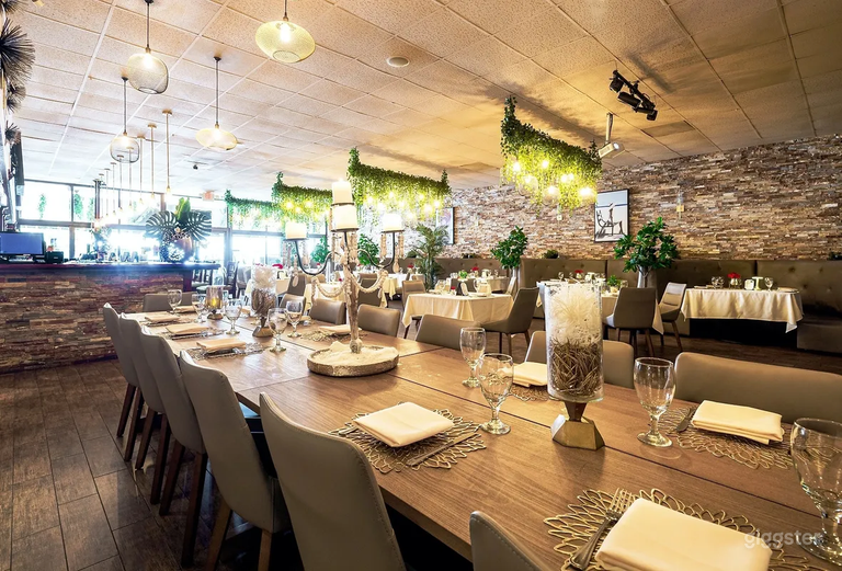  Stunning Private Dining Room 