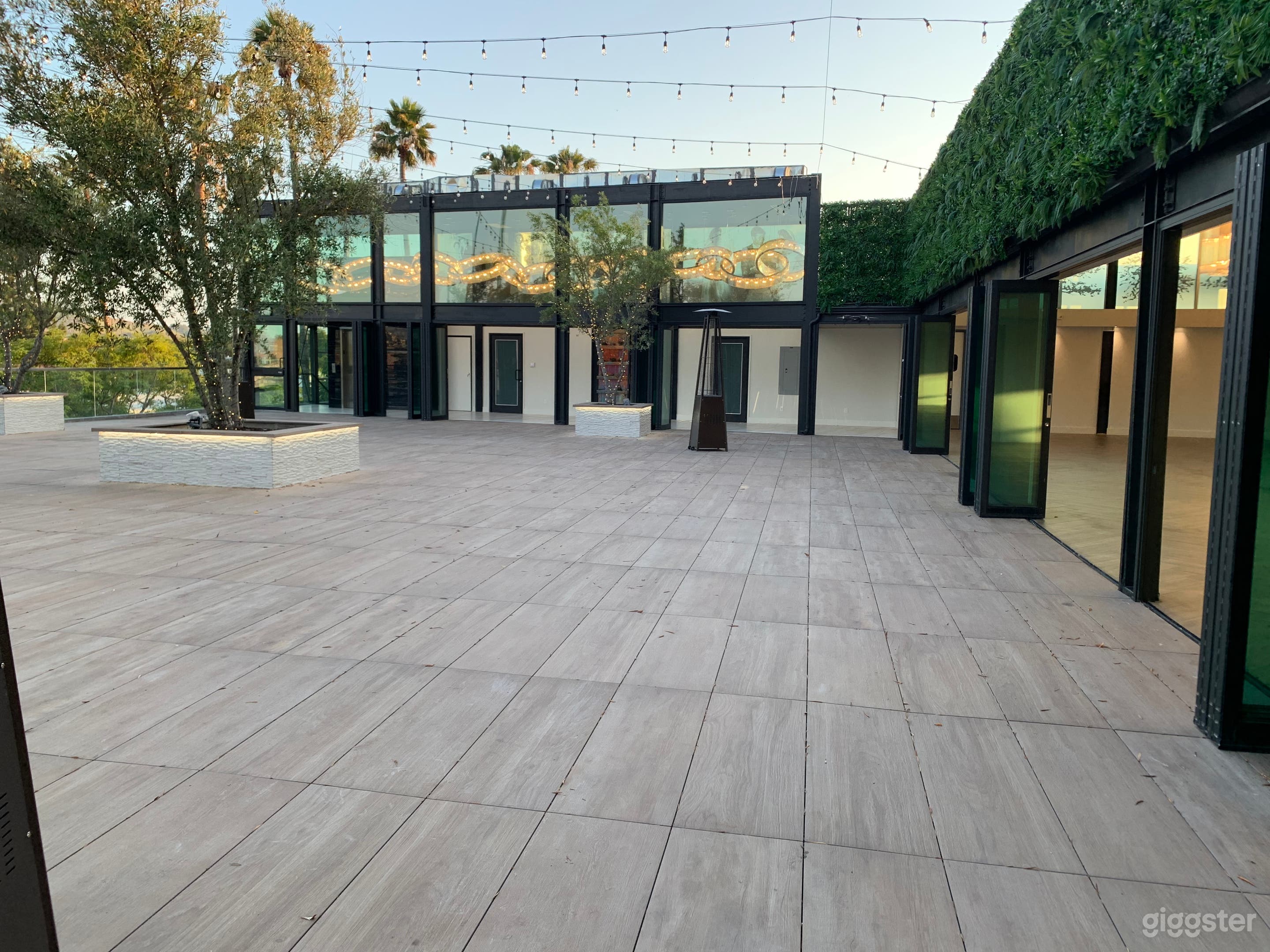 Indoor/Outdoor Culver City Rooftop Event space  Photo 4