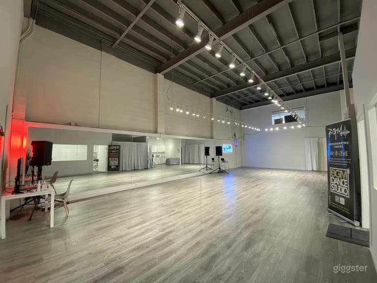  DANCE STUDIO 1  
