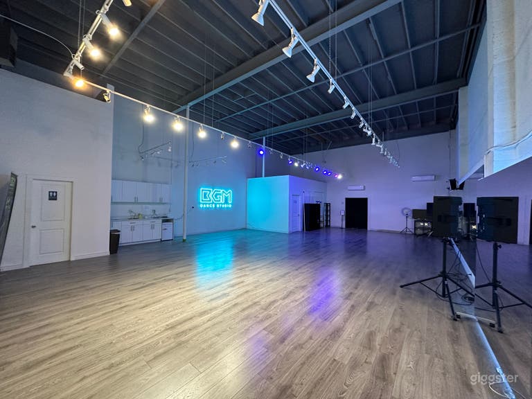  DANCE STUDIO 1  