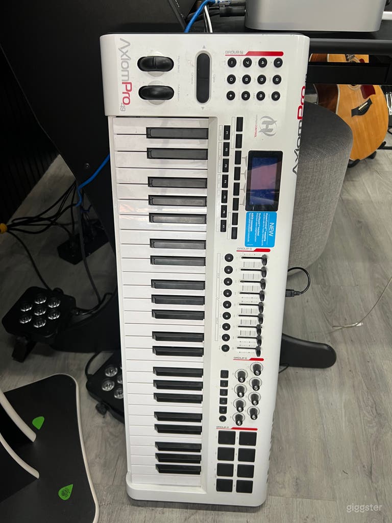  Recording Studio- Calling all Artists, Musicians, Podcasters 