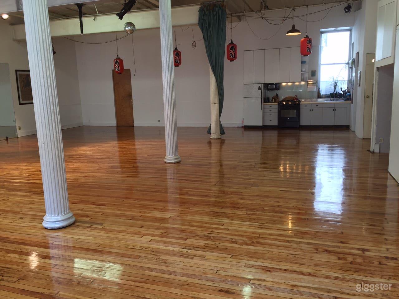 Dance Loft in SoHo with Kitchen  Photo 2