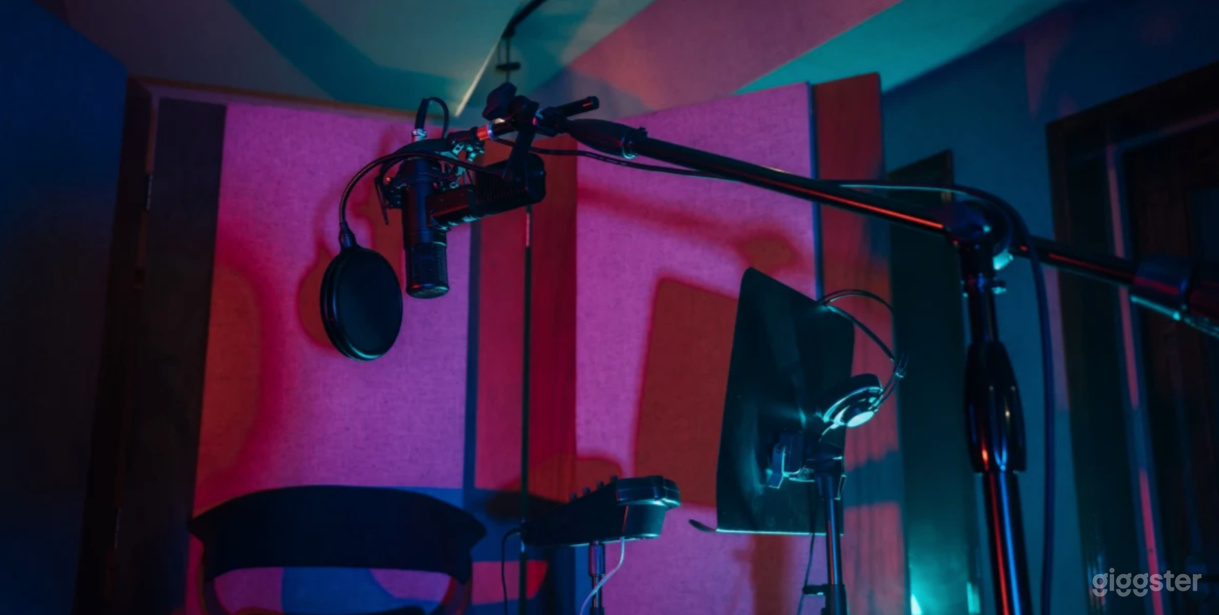 Unleashing Creative Studio in Woodlands Photo 3