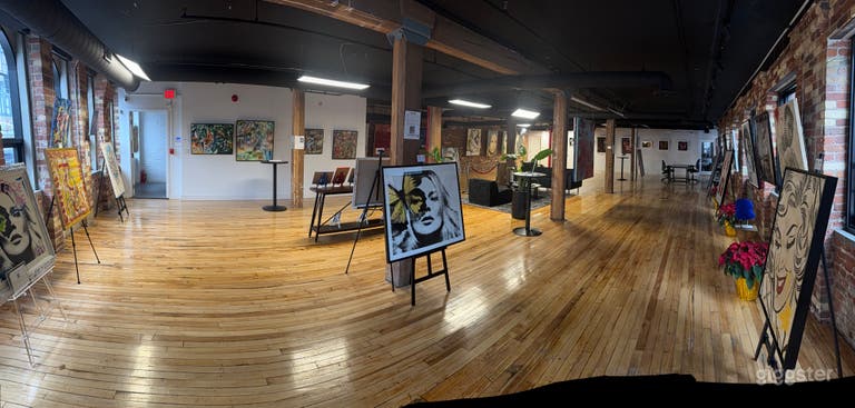  Modern Creative Gallery Space 