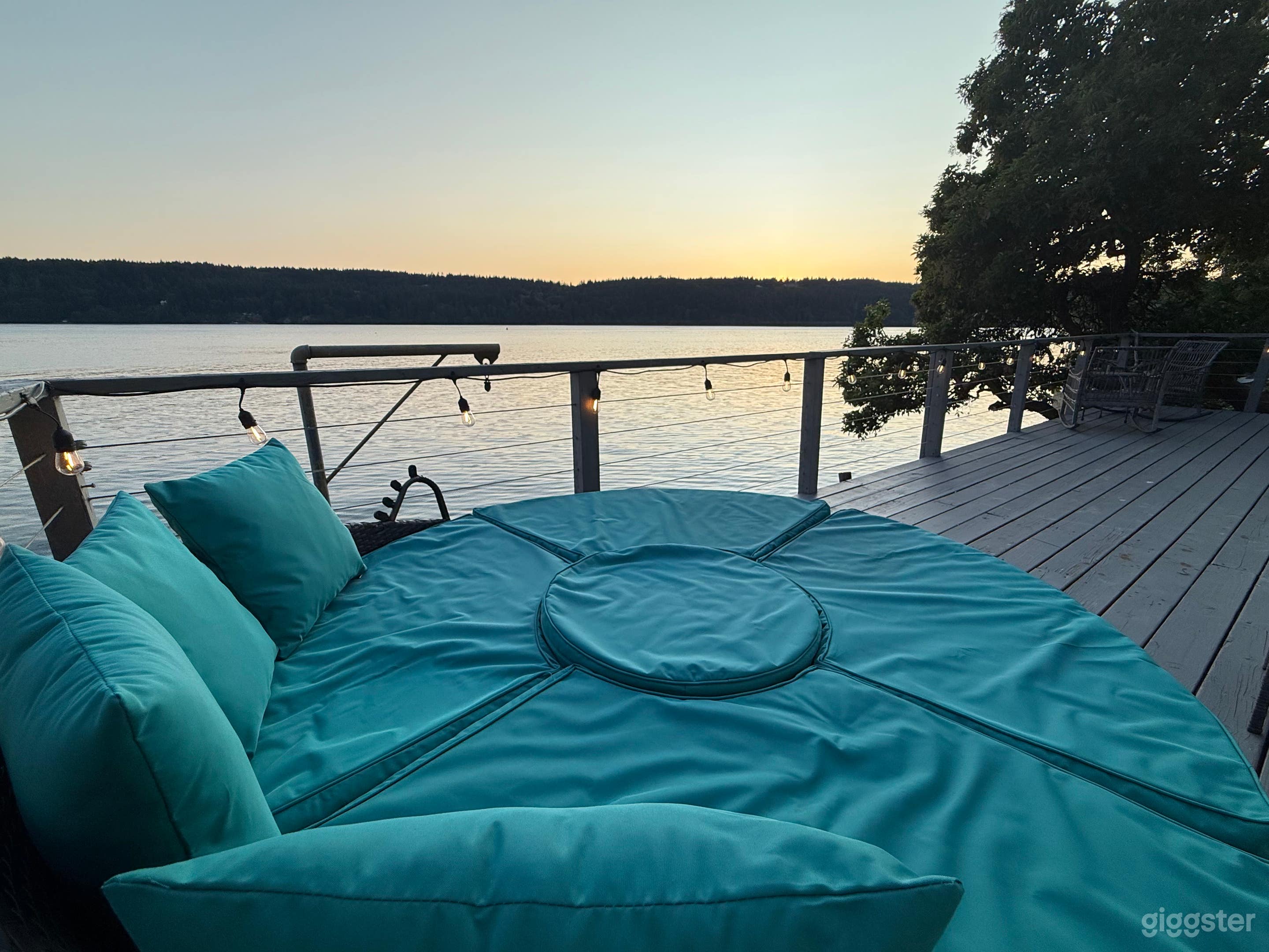 Stunning Water, Mountain &amp; Forest Views Photo 1