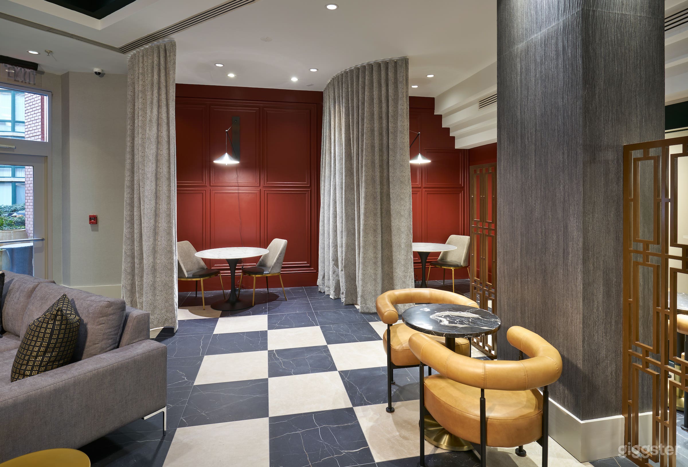 Elegant, Versatile Lounge in Downtown DC Photo 4