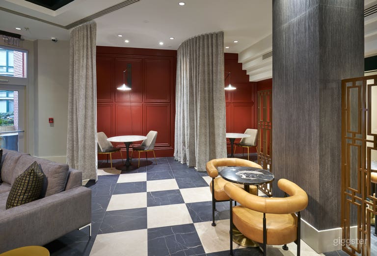  Elegant, Versatile Lounge in Downtown DC 