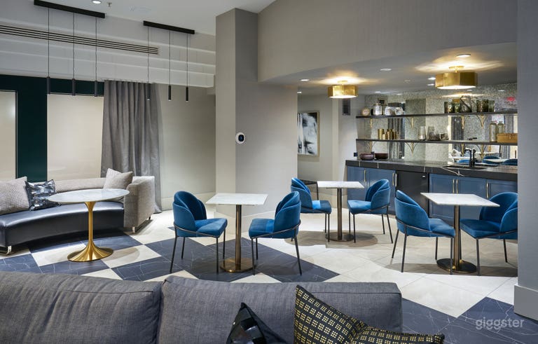  Elegant, Versatile Lounge in Downtown DC 