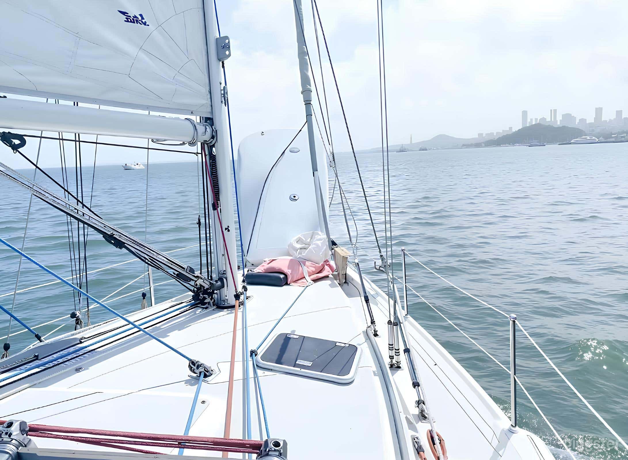 PRIVATE SAILBOAT CRUISE FOR SPECIAL EVENTS Photo 3