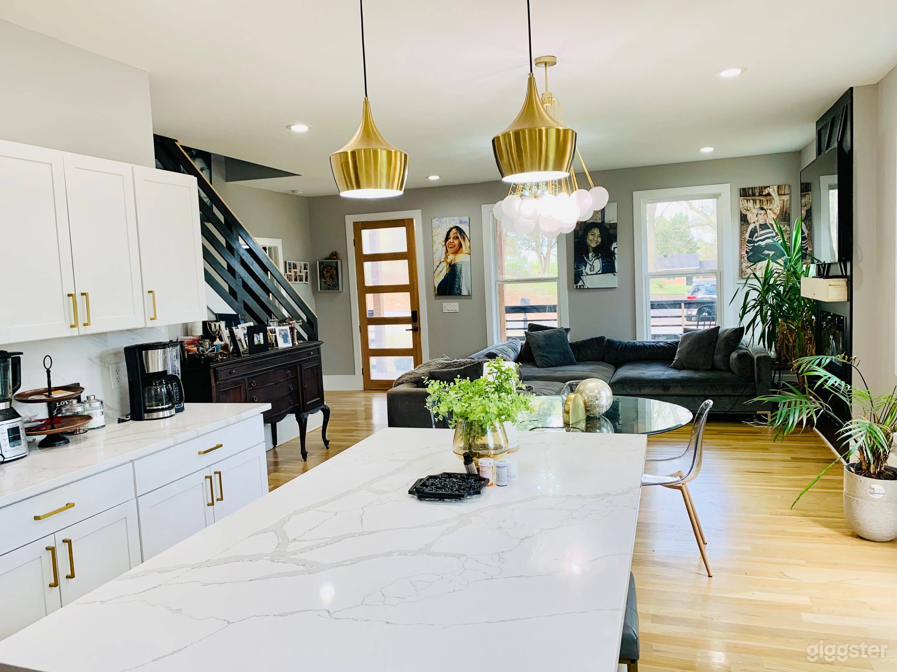 open floor plan kitchen  and Living room 
