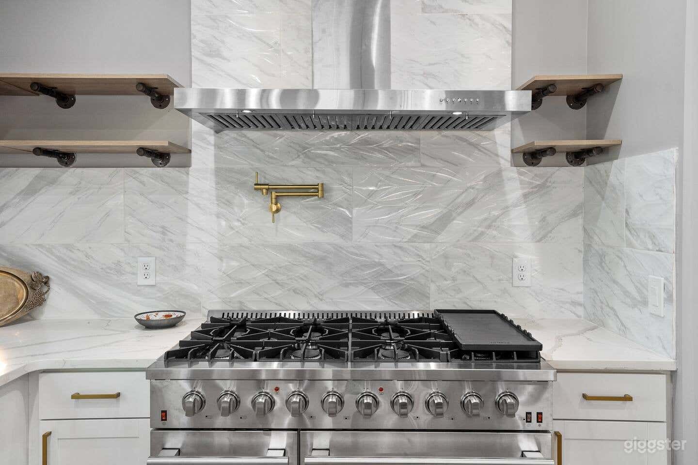 Downtown Covington Modern Farmhouse Photo 4