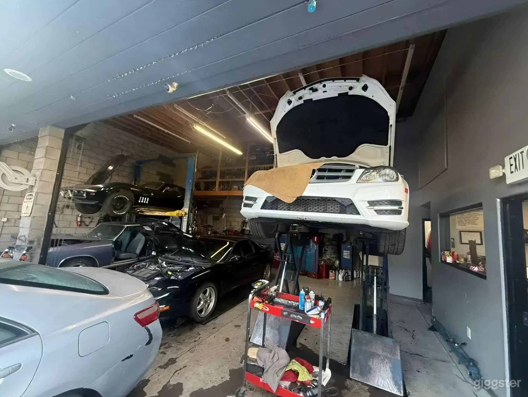 Authentic Mechanic Garage | Industrial Auto Shop Photo 3