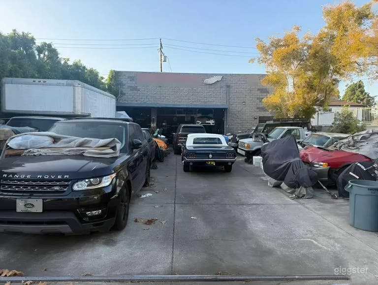  Authentic Mechanic Garage | Industrial Auto Shop 