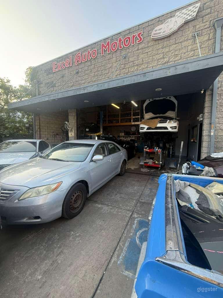  Authentic Mechanic Garage | Industrial Auto Shop 