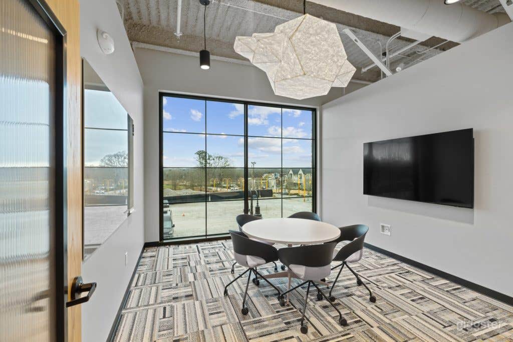 Design (Small Meeting Room) Photo 1