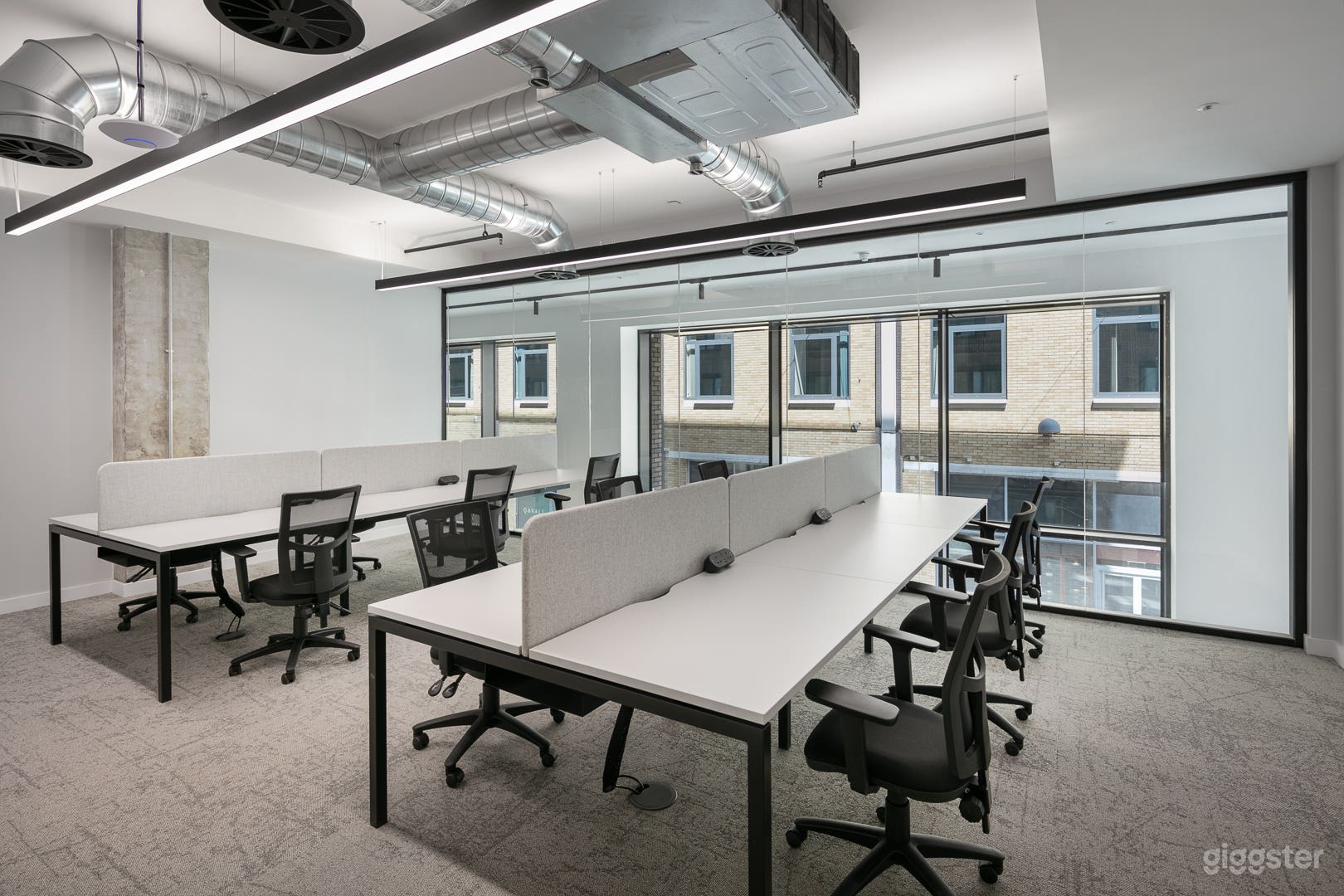 Modern and Bright Office Space Photo 2