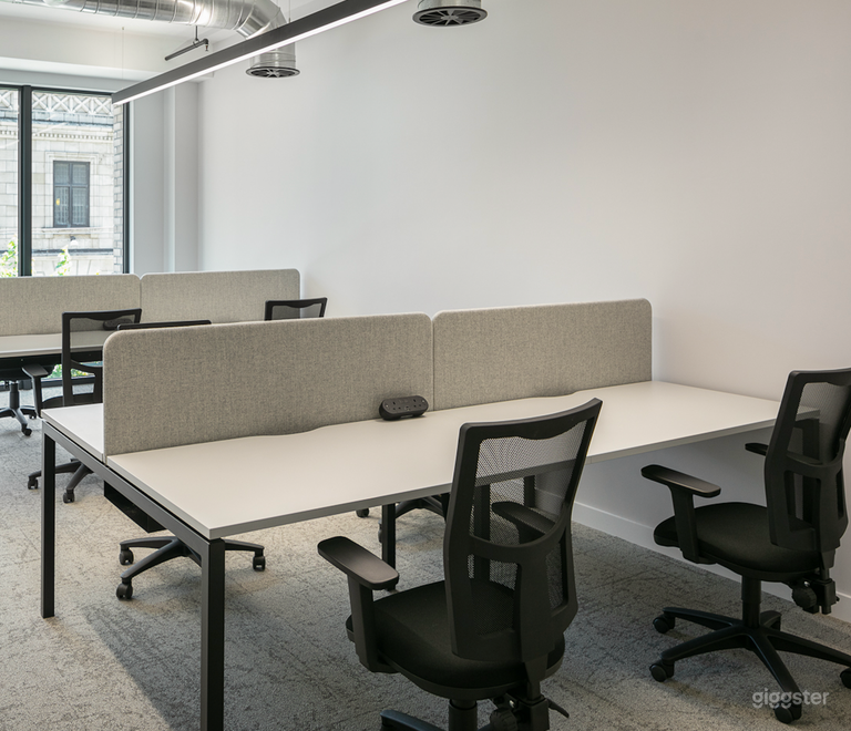  Modern and Bright Office Space 