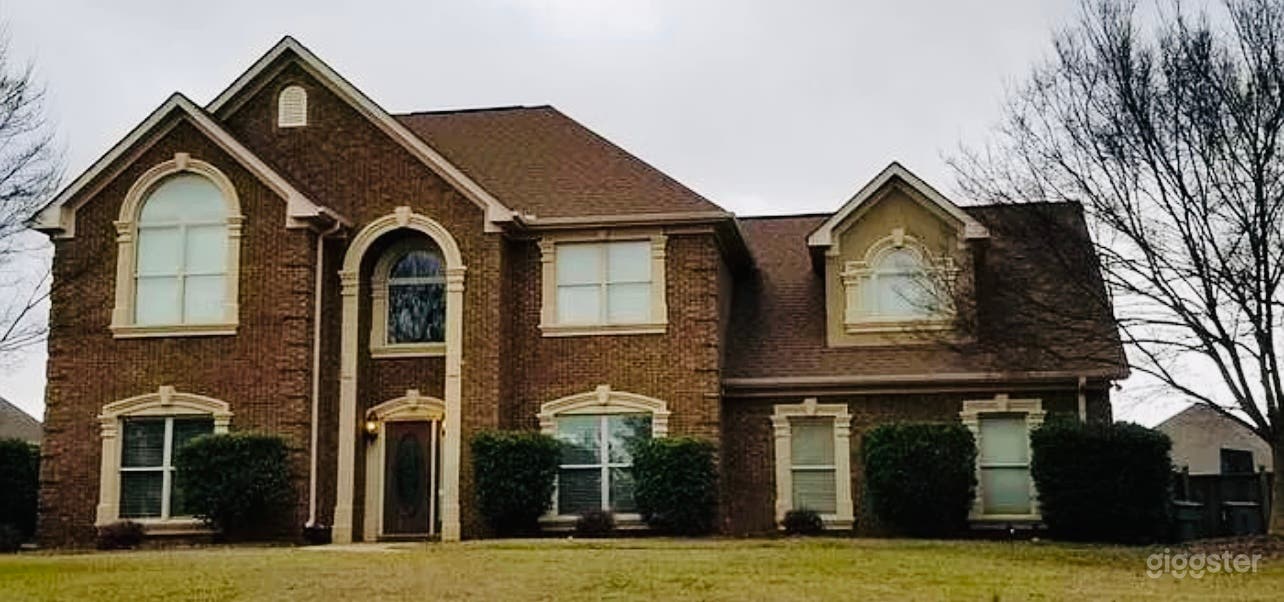 Down South Southern Bell Modern Home Photo 1