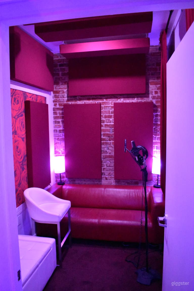  Rose Room | Vocal Booth 