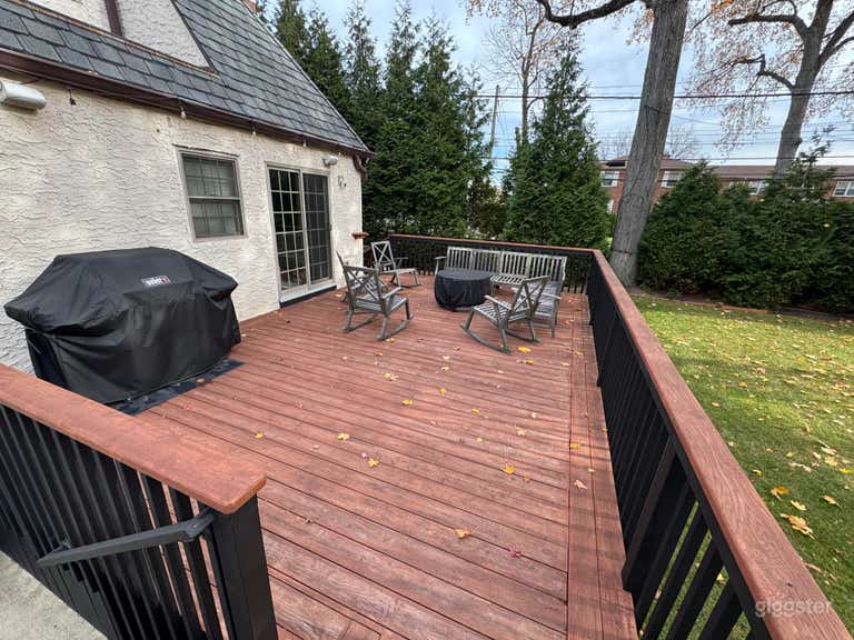  Backyard Haven Behind a Traditional Tudor Home 