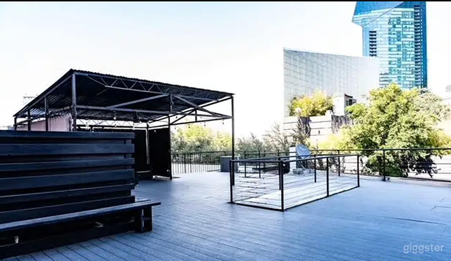 Stunning Rooftop Venue With Breathtaking Views Photo 1