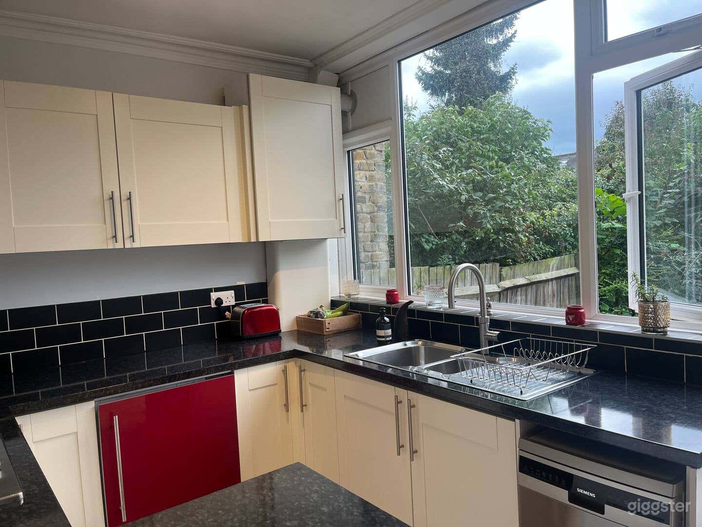 Versatile Basic Home for Affordable Rentals Photo 4