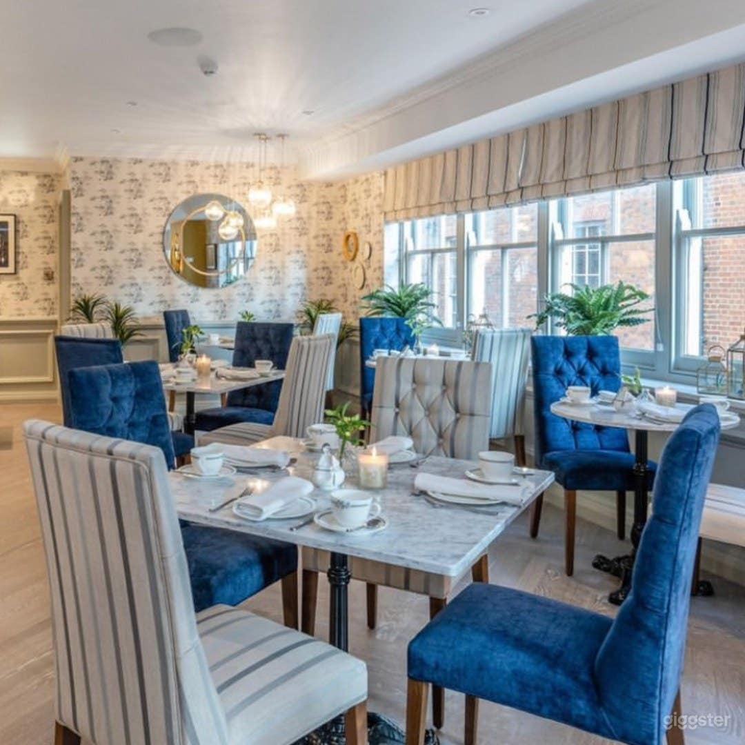 Cozy Team Room for Bridal and Baby Showers Photo 1