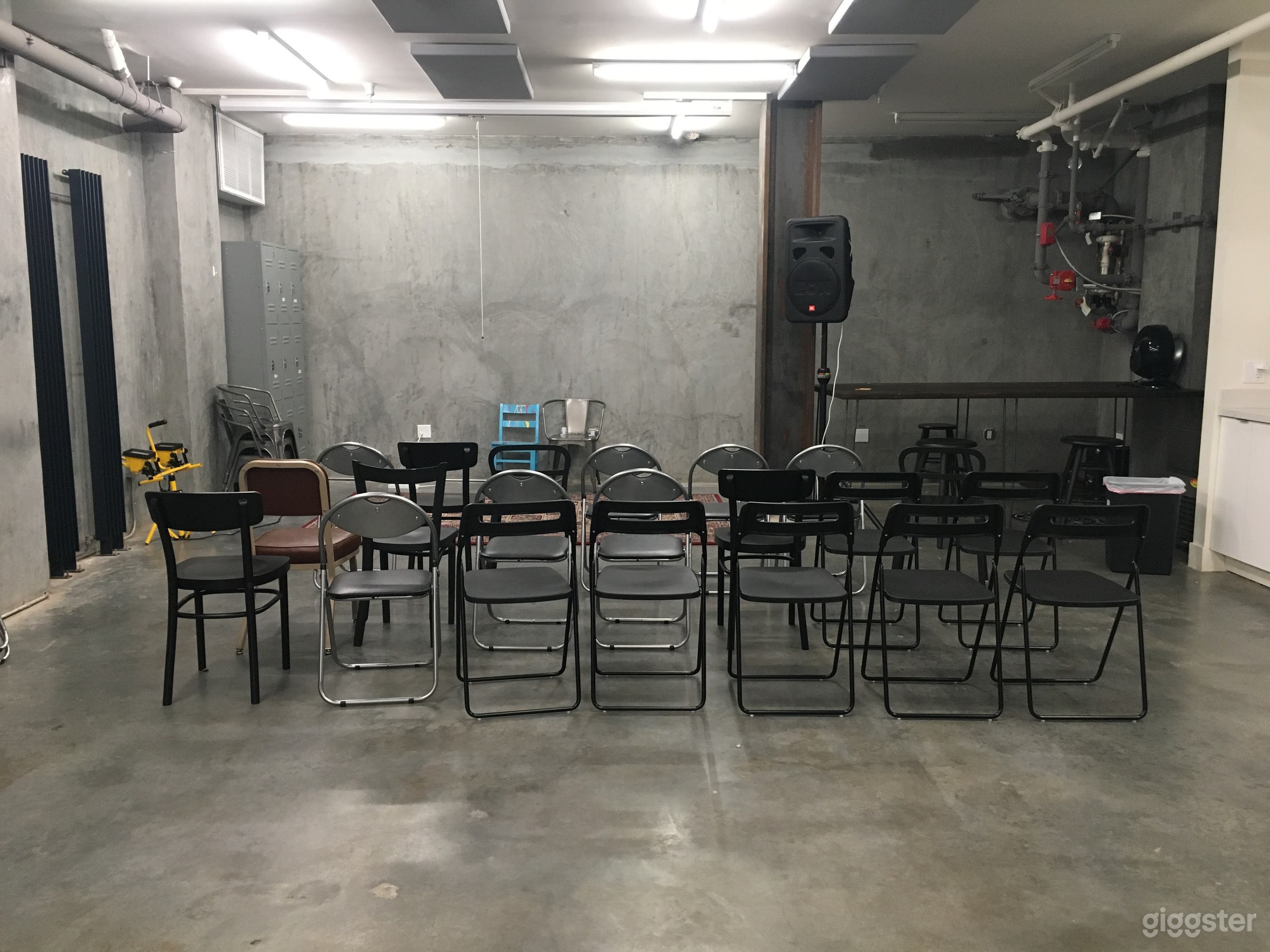 3000 sqft Creative Theater in Mission SF Photo 2