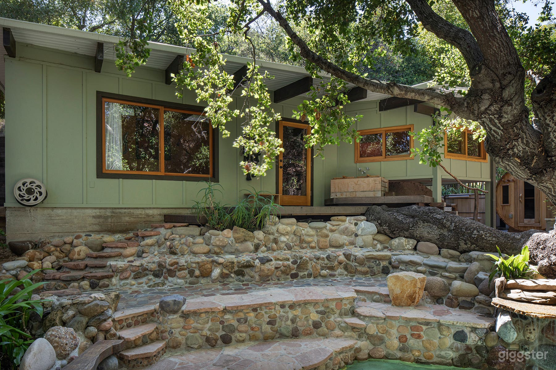 Dreamy Lifestyle &amp; Event Compound Photo 1