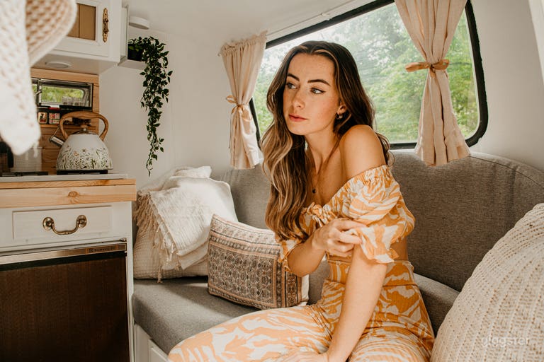  Vintage 1970s Boler Trailer - Miss Daisy Lane 