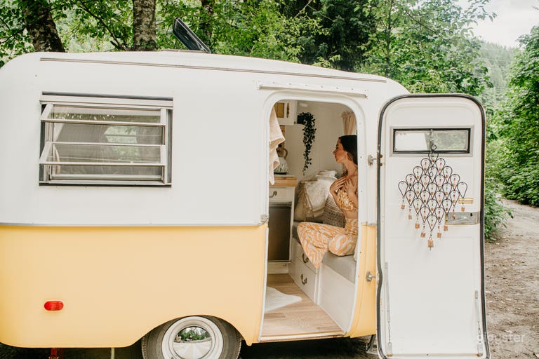  Vintage 1970s Boler Trailer - Miss Daisy Lane 
