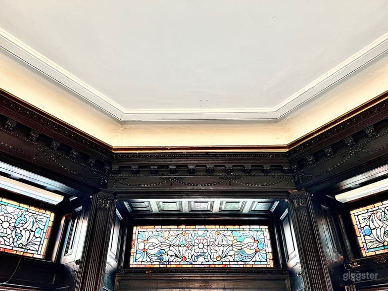  Elegantly preserved, traditional Harlem Townhouse! 