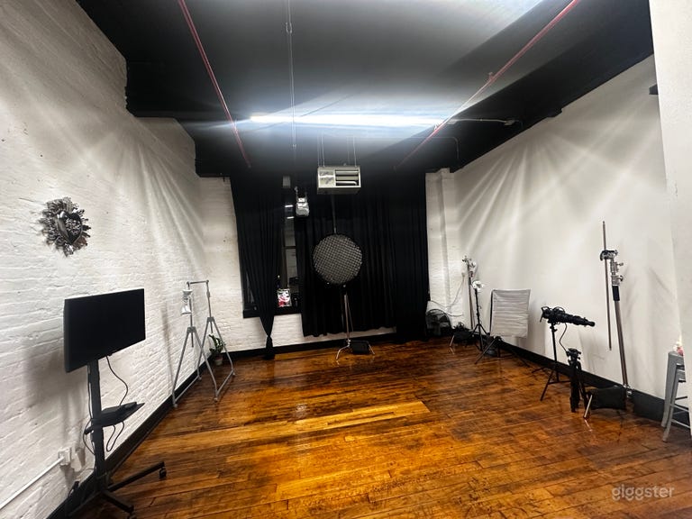  📸 Versatile Photography & Creative Production Studio 
