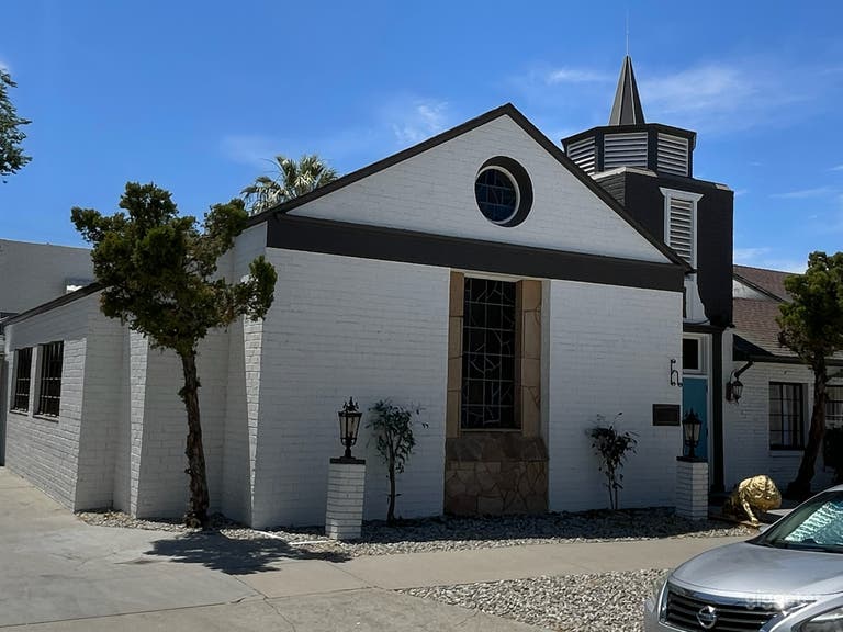  Authentic Funeral Home & Chapel Film Location in Los Angeles 