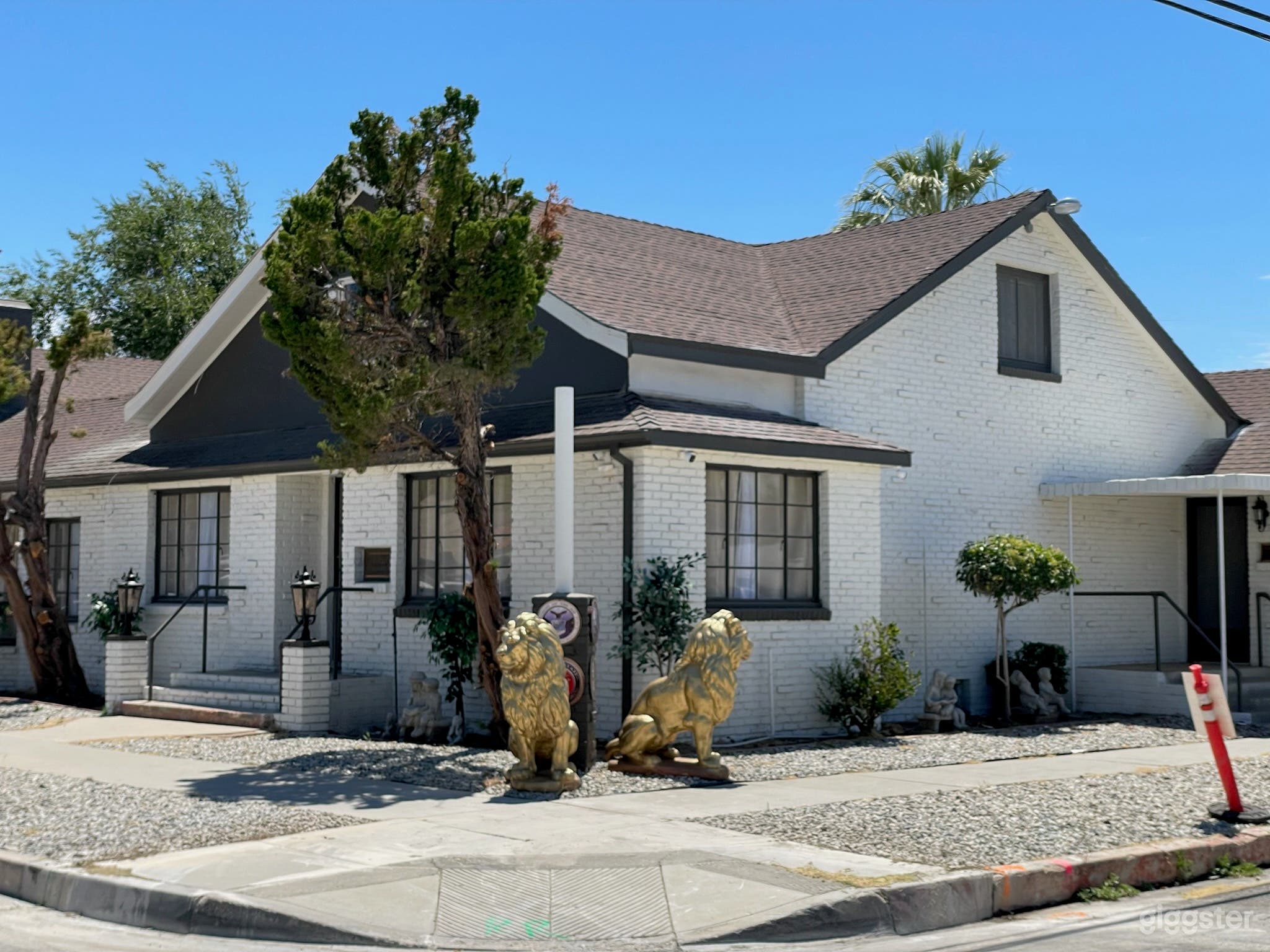 Authentic Funeral Home & Chapel Film Location in Los Angeles Photo 2