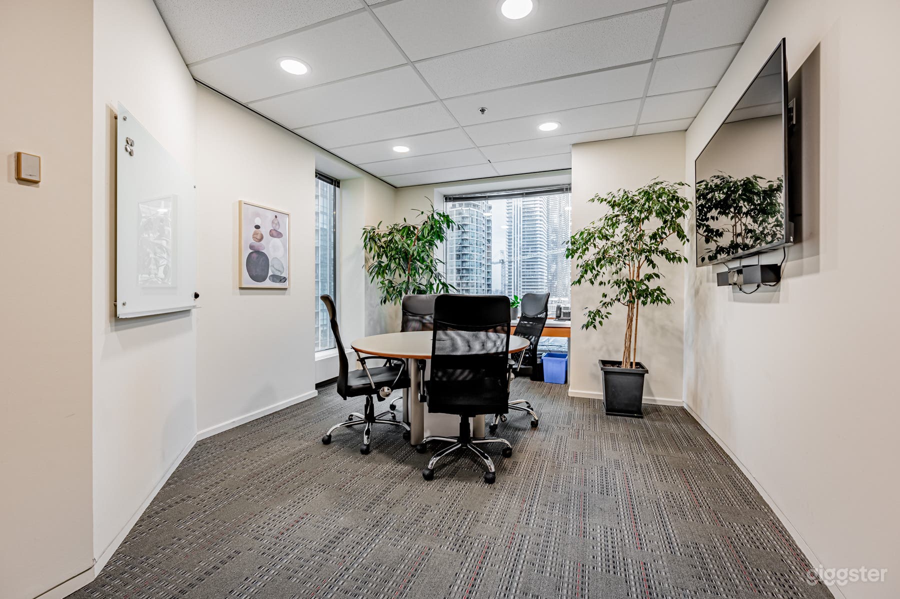 Caspian Meeting Room Photo 1