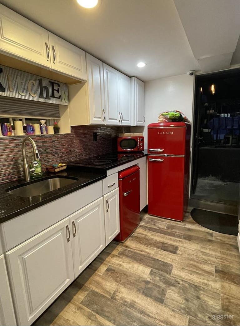  Premier Entertainment Rental Space 