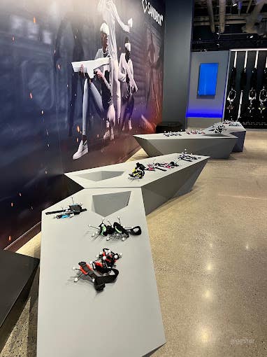 Modern &amp; Futuristic VR Space in Kirkland Photo 4