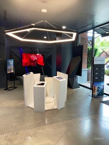 Modern &amp; Futuristic VR Space in Kirkland Photo 3