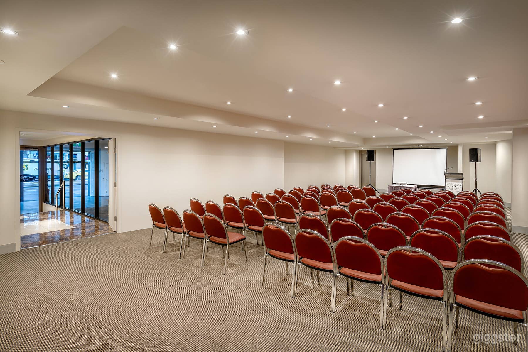 The Robert Burke Room Photo 1