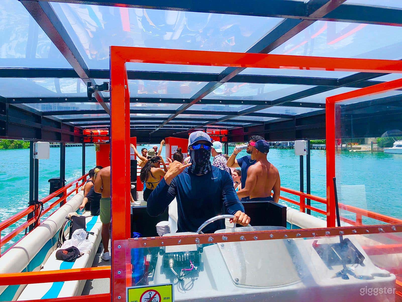 Wide and Serene 49FT PONTOON BOAT Party Boat Space Events Photo 4