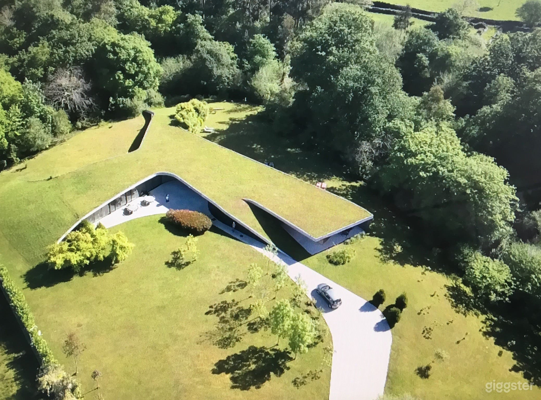 Cinematic Location: Architecture Meets Nature Photo 3