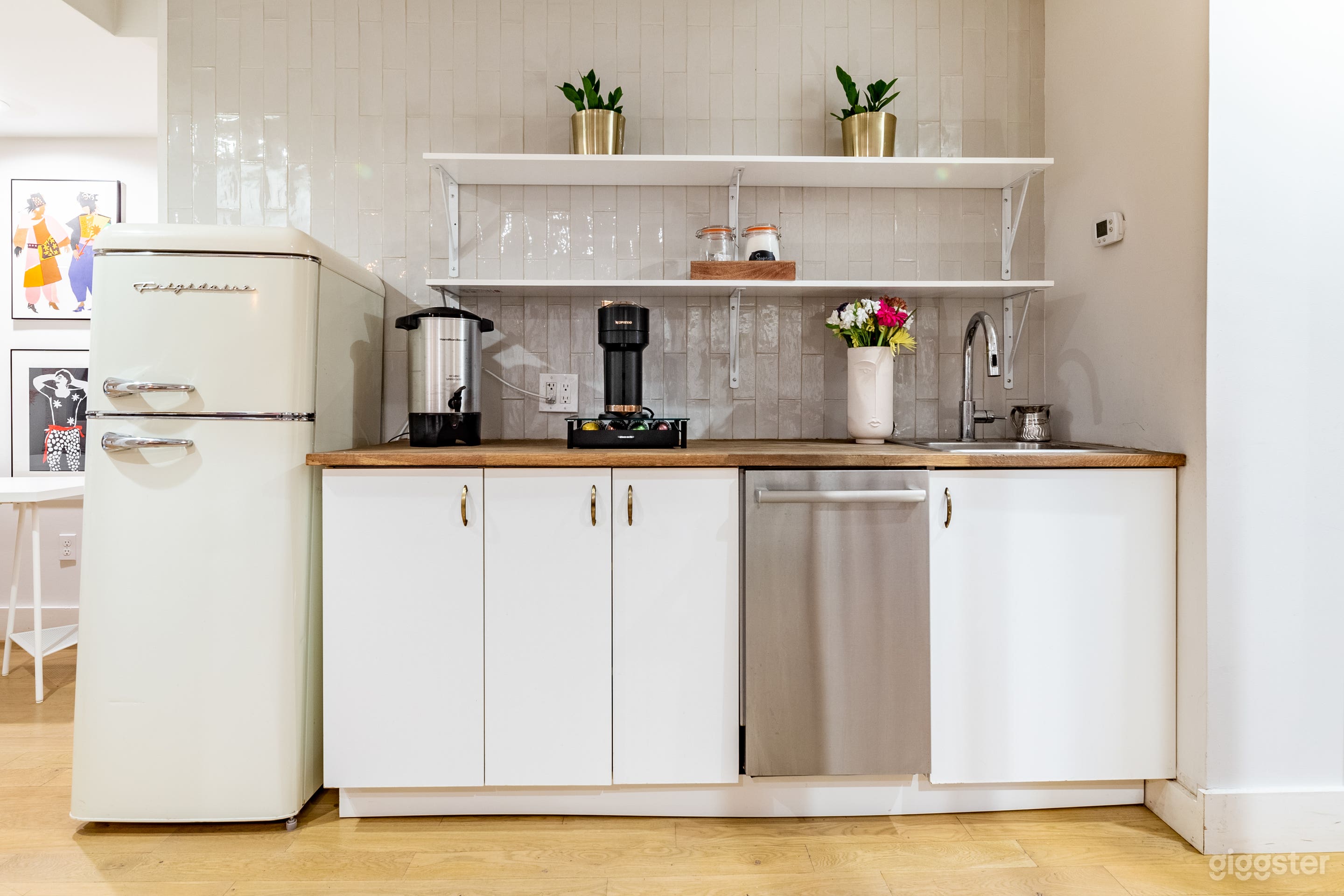 Downtown Loft Photo 4