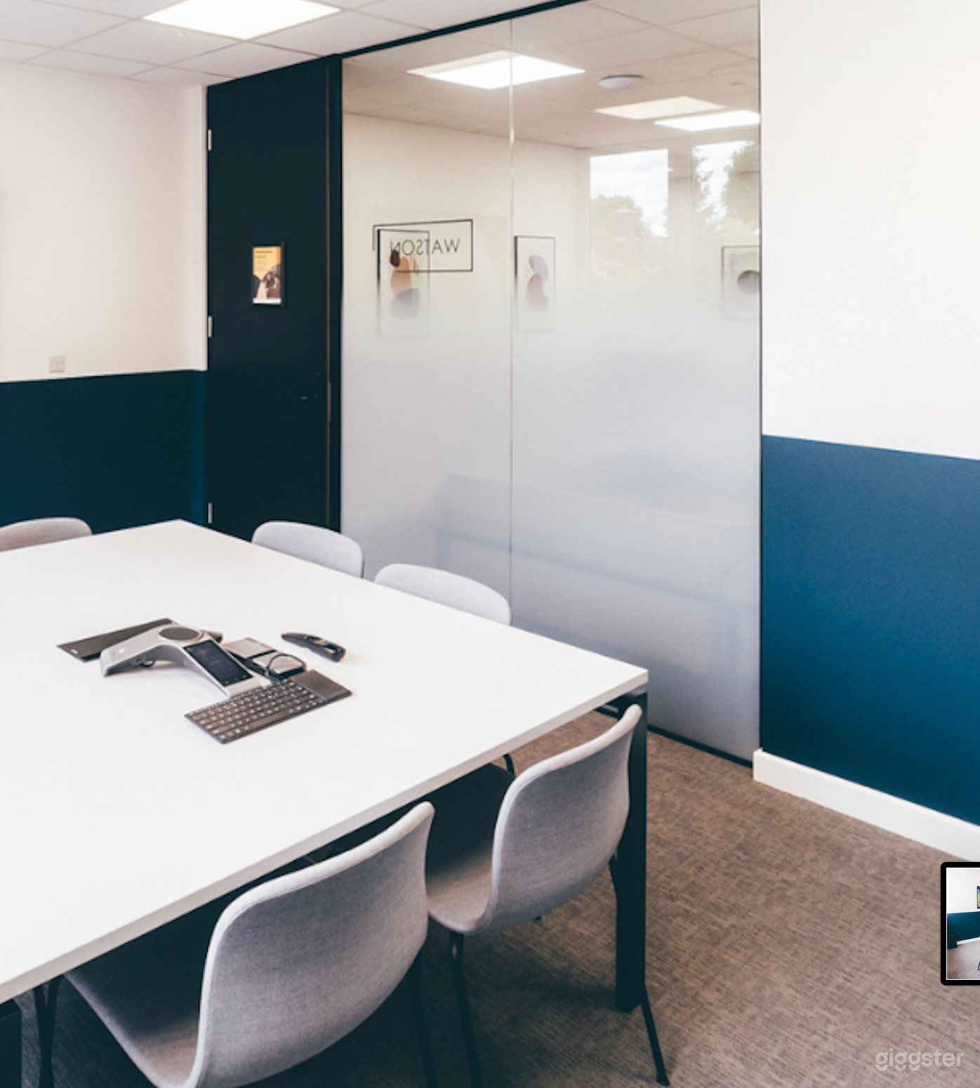 The Watson Room Good for 8 persons Photo 4