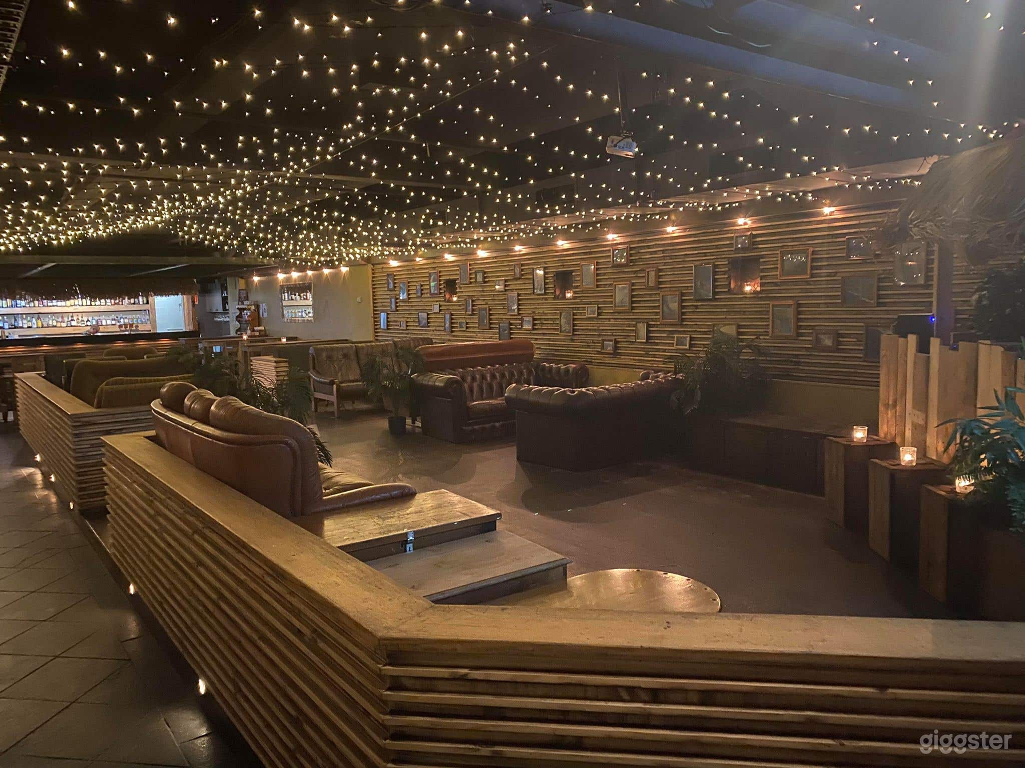 Melbourne's Only Hawaiian Dive Bar Photo 3